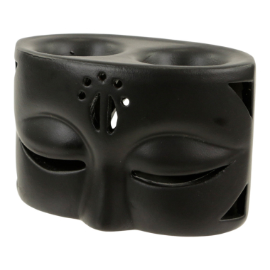 Oliebrander terracotta gezicht zwart