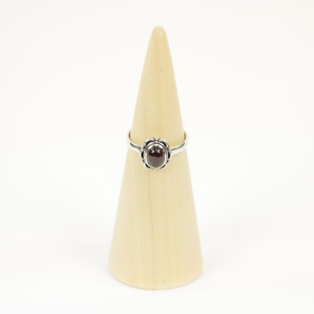 Ring zilver Mt. 9/60 Granaat HR279