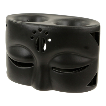 Oliebrander terracotta gezicht zwart