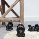 Beeld polystone boeddha lachend parel